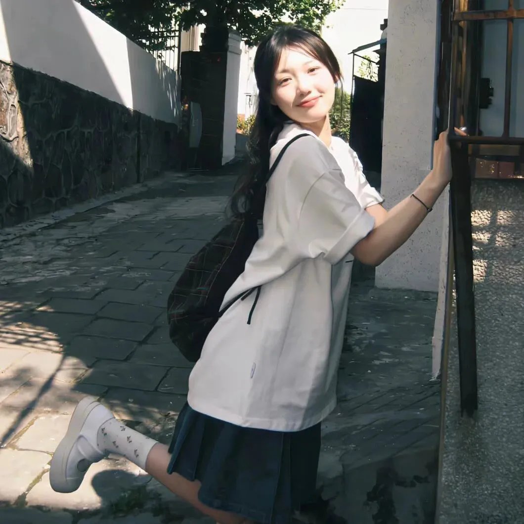 横滨重逢 海报